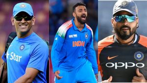 இந்தியா சிறப்பாக விளையாடுவதற்கு தோனி தான் காரணம்! வருண் சக்கரவர்த்தி பெரிய வீரரா வருவார்-முரளி விஜய்
