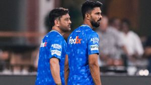CSK: மும்பை இந்தியன்ஸ்-க்கு அப்புறம் சிஎஸ்கேவின் எதிரி இந்த டீம் தான் - ருதுராஜ் கெய்க்வாட் சூசகம்