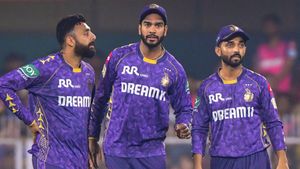 IPL 2025: அந்த 7 ஓவர்கள்.. வருண் - மொயீன் பவுலிங்கில் ஆடிப்போன ராஜஸ்தான் ராயல்ஸ்.. என்ன நடந்தது?