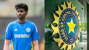 IPL 2025: நம்பவைச்சு.. மயங்க் யாதவை கழட்டி விட மெகா பிளான்? ஆடிப் போன பிசிசிஐ.. என்ன நடந்தது?