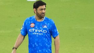 IPL 2025- ருதுராஜை சிஎஸ்கே கேப்டனாக தேர்வு செய்தது ஏன்? நான் மறைமுக கேப்டனா? மனம் திறந்த தோனி