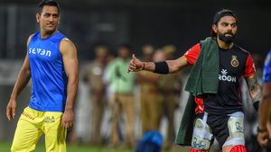 IPL 2025- சிஎஸ்கே அணியில் மிகப் பெரிய பிரச்சினை இருக்கு..பேட்டிங் வரிசையால் ஆச்சரியம்- ஆகாஷ் சோப்ரா