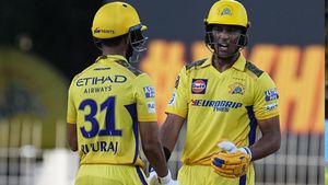 IPL 2025- சிஎஸ்கேவின் நம்பிக்கை நட்சத்திரமாக மாறுவாரா ரச்சின்.. ரெய்னாவின் இடத்தை பிடிப்பாரா?