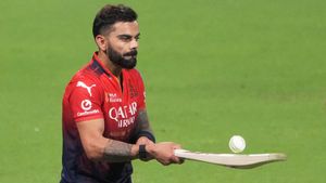 IPL 2025- இன்று கோலாகல தொடக்கம்.. KKR vs RCB இன்று மோதல்.. எந்த சேனல், ஒடிடியில் இலவசமாக பார்க்கலாம்