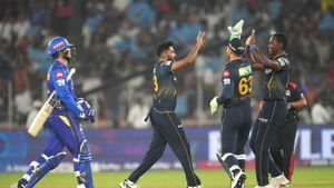 GT vs MI: பங்காளி மும்பை இந்தியன்ஸ்-க்கு தொடர்ந்து 2வது தோல்வி.. சொதப்பிய பேட்டிங்.. குஜராத் அபாரம்
