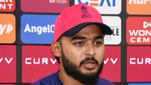 KKR vs RR: “எங்க தோல்விக்கு காரணமே இந்த தவறுதான்” சொந்த மண்ணில் படுதோல்வியால் ரியான் பராக் வேதனை