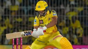 IPL: சேப்பாக்கத்தில் 17 இன்னிங்ஸ்களில் இதுதான் முதல் டக் அவுட்.. சிஎஸ்கே கேப்டன் ருதுராஜ் சொதப்பல்