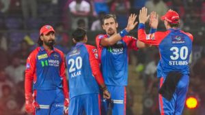 ஐபிஎல் வரலாற்றில் புதிய சாதனை படைத்த டெல்லி கேப்பிட்டல்ஸ்.. அதிக சூப்பர் ஓவர் வென்ற அணி!