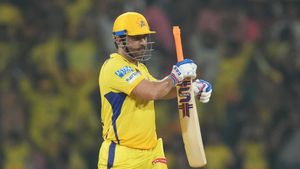 Dhoni: என் கூட வந்துரு.. ரோபோ நாயை தூக்கிச் சென்ற தோனி.. மேட்ச் முடிந்த உடன் நடந்த சுவாரஸ்யம்