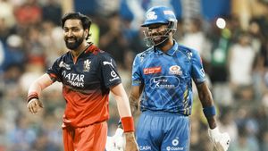 IPL 2025: 10 ஆண்டுகளுக்கு பிறகு மும்பையில் RCB வெற்றி.. ஒரே ஓவரில் ஆட்டத்தை மாற்றிய குர்னல் பாண்டியா