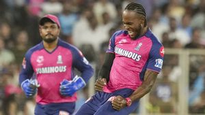 IPL 2025: ஜோப்ரா ஆர்ச்சர் பவுலிங்கை பார்க்கும் போது அம்பானி வயிறு எரியும்.. வேற லெவல் பவுலிங்