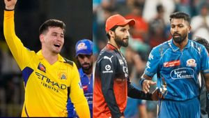IPL 2025 அதிக ரன், அதிக விக்கெட் - ஊதா தொப்பியை வென்ற சிஎஸ்கே வீரர்.. ஆரஞ்சு தொப்பி யாருக்கு?