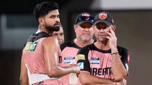 IPL 2025: பயிற்சியாளர்னா இப்படி தான் இருக்கனும்.. பஞ்சாப் வீரர்கள் மனதை மாற்றிய பாண்டிங்..