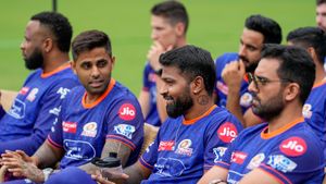 IPL 2025:மும்பை அணியிலிருந்து 3 வீரர்கள் விலகல்.. 3 மாற்று வீரர்கள் அறிவிப்பு..அதிரடி வீரருக்கு இடம்