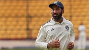 IND vs ENG: டெஸ்ட் போட்டியை வெற்றி பெற இது முக்கியம்.. இளம் வீரர்களுக்கு புஜாரா அட்வைஸ்