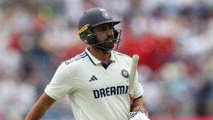 IND vs ENG: 3006 நாள் காத்திருந்தது இதுக்கு தானா? கம்பேக் டெஸ்டில் டக் அவுட்டான கருண் நாயர்