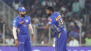 “ரோகித்துக்கு நடந்த துரோகத்துக்கு இதுதான் பரிசு”.. ஹர்திக், மும்பை இந்தியன்ஸ்-ஐ விளாசும் ரசிகர்கள்