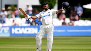 IND vs ENG: கண் முன் வந்த 8 வருட போராட்டம்.. பயிற்சியில் அடி.. கருண் நாயரால் விளையாட முடியுமா?