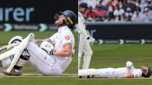 IND vs ENG: ஐயோ போச்சே! படக்கூடாத இடத்தை தாக்கிய பந்து.. சுருண்டு விழுந்த ஸ்டோக்ஸ்
