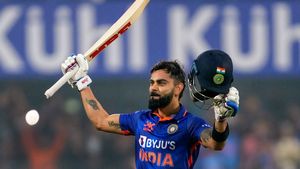 ஓய்வு பெற்ற பின்னும் மாபெரும் சாதனை படைத்த விராட் கோலி.. ICC தரவரிசையில் யாரும் செய்யாத ரெக்கார்டு