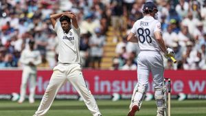 IND vs ENG: ஃபாலோ ஆனை தவிர்த்த இங்கிலாந்து.. இனி இந்தியாவுக்கு சிக்கல் தான்.. தப்பிக்குமா கில் படை