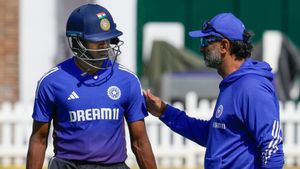 IND vs ENG: வேகப்பந்துவீச்சுக்கு சாதகமாக ஆடுகளம் இருந்தால், எங்களுக்கும் நல்லது தான்..கோடாக் கருத்து
