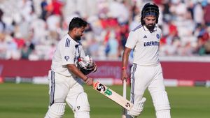 IND vs ENG: தடுமாறும் இந்திய அணி.. காலை வாரிய சுப்மன் கில், கருண் நாயர்.. பலமான நிலையில் இங்கிலாந்து