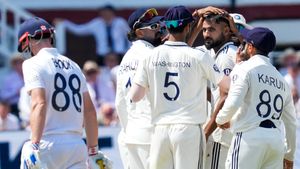 IND vs ENG: ஒரே ஓவரில் 15 ரன்கள் எடுத்த ஹாரி புரூக்.. அடுத்த ஓவரில் பழிவாங்கிய ஆகாஷ் தீப்