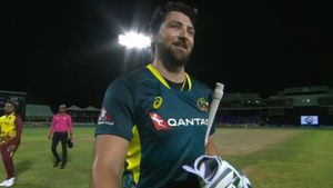 AUS vs WI: 37 பந்துகளில் டிம் டேவிட் அதிரடி சதம்.. இமாலய இலக்கை எளிதில் எட்டிய ஆஸ்திரேலியா