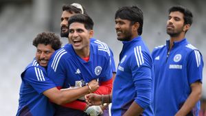IND vs ENG: இங்கிலாந்துக்கு சாதகமாக விழுந்த டாஸ்.. இந்திய அணியில் 3 மாற்றம்.. முட்டாள்தனமான முடிவு