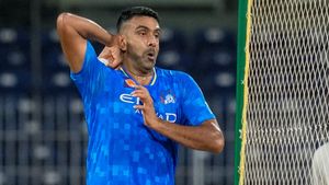 CSK அணியிலிருந்து விடைபெறுகிறேன்.. என்னை ஏலத்திற்கு முன்பு விடுவியுங்கள்.. அஸ்வின் கோரிக்கை