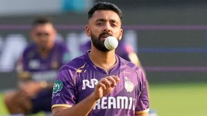கோலி, ரோகித் இல்ல.. இவங்க 2 பேர் தான் என்னுடைய கம்பேக்கிற்கு காரணம்.. தமிழக வீரர் வருண் சக்கரவர்த்தி