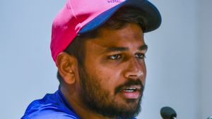 ஆசிய கோப்பை 2025: சஞ்சு சாம்சன் விசயத்தில் தவறு நடக்க போகுது.. வார்னிங் தந்த முன்னாள் வீரர்