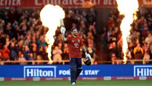 ENG vs SA: ஒரே இன்னிங்சில் 304 ரன்கள் குவித்த இங்கிலாந்து சர்வதேச டி20 கிரிக்கெட்டில் புதிய சாதனை