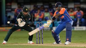 Asia cup: இந்தியா ஏ, இந்தியா பி அணியை விளையாட வையுங்கள்.. பைனலில் இந்திய மெயின் அணியுடன் மோதுவாங்க- முரளி கார்த்திக்