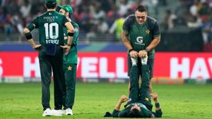 IND vs PAK: வெட்கமா இல்லையா? கடைசியிலும் ஏமாற்ற நினைத்த பாகிஸ்தான்.. நாடகத்தை உடைத்து வென்ற இந்தியா