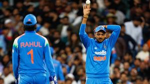 IND vs AUS: 2வது ஒருநாள் போட்டியில் இந்திய அணி தோல்விக்கு காரணம் என்ன? கம்பீர் செய்த சொதப்பல்கள்
