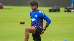 IND vs WI: சாய் சுதர்சனுக்கு கடைசி வாய்ப்பு.. தமிழக வீரருக்கு நெருக்கடி ஏற்பட்டது ஏன்? காரணம் இதோ