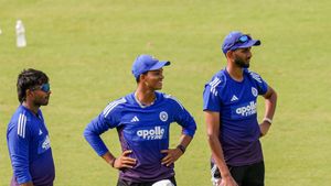 IND vs WI: என்ன சாய் சுதர்சன் தடுமாறினாரா? இந்த இன்னிங்ஸ்லாம் மறந்து போய்ட்டீங்களா? சுப்மன் கில் கேள்வி