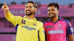 சிஎஸ்கே அணியில் சஞ்சு சாம்சனுக்கு வழிவிடும் தோனி.. பேட்டிங் செய்வதே சந்தேகம் தான்.. என்ன திட்டம்?