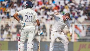 IND vs SA: இந்திய அணி 189 ரன்களுக்கு ஆட்டமிழப்பு.. கில் காயத்தால் பின்னடைவு.. கேப்டனாக மாறிய பண்ட்