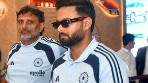 IND vs SA: கம்பீர் தன் மீது பழியை எடுத்து கொண்டார்.. பலரும் அவர் மீது வெறுப்பாக உள்ளனர்- ஷிட்டான்சூ