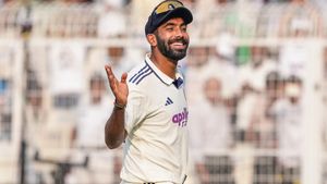 IND vs SA: கம்பீர் ஏன் இப்படி முடிவு எடுத்தார் என்று எனக்கே தெரியாது.. நான் கேப்டன் கிடையாது-பும்ரா