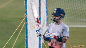 IND vs SA: இன்னும் 1 சதம் தான் தேவை.. 9 சாதனைகள் படைக்க போகும் விராட் கோலி.. தென்னாப்பிரிக்க தொடரில் வாய்ப்பு