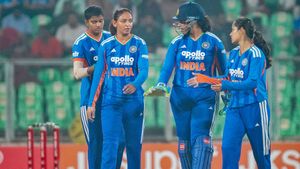IND vs SL: 5வது டி20 போட்டியிலும் இலங்கை தோல்வி.. 5-0 என ஓயிட்வாஷ் செய்த இந்திய மகளிர் அணி