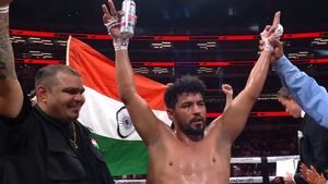 இந்தியாவை அவமதித்து பேசிய அமெரிக்க பாக்ஸர்.. முகத்தில் அடித்த இந்திய வீரர்.. பாட்டிலை வீசி கலாட்டா
