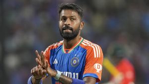 விஜய் ஹசாரேவில் செஞ்சுரி அடித்தும் இந்திய அணியில் இடமில்லை.. ஹர்திக் நீக்கத்திற்கு காரணம் என்ன?