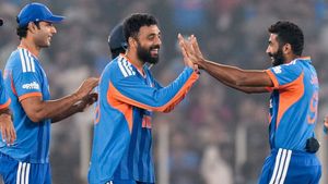 IND vs NZ: ஜெயித்தாலும் இந்திய அணியை விளாசிய ரஹானே.. நம்பர் 1 பவுலரை நீக்கியதற்கு எதிர்ப்பு