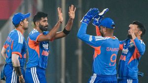 IND vs NZ: நியூசிலாந்தை பொளந்த ரவி, பும்ரா.. பேட்டிங் பிட்ச்சில் ரன் எடுக்க முடியாமல் திணறிய நியூசி.
