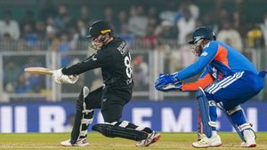 IND vs NZ: நாங்களும் அடிப்போம்.. நியூசிலாந்து ஆடிய ஆட்டம்.. இந்தியாவுக்கு மெகா இலக்கு நிர்ணயம்